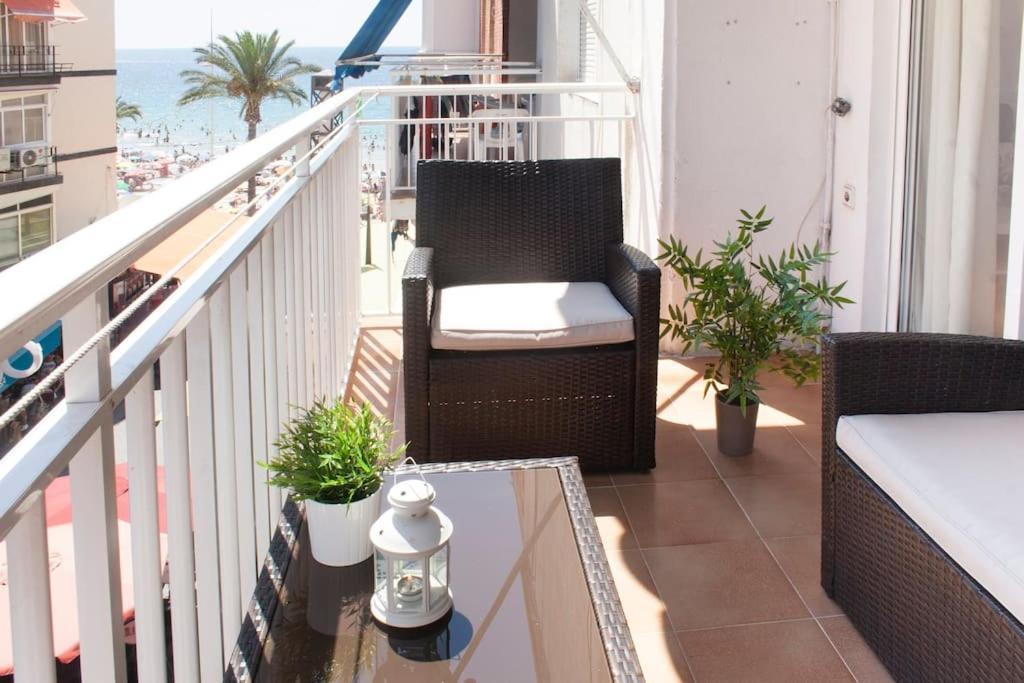 Apartamento Seafront Unique Location B6 Benidorm Exterior foto